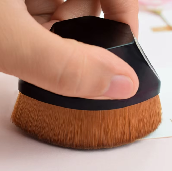 Traceless Foundation Brush
